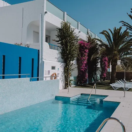 Hostal Las Gaviotas-3
