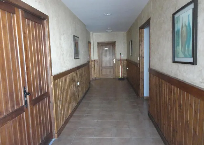 Hotel con piscina: Pensión Aloha